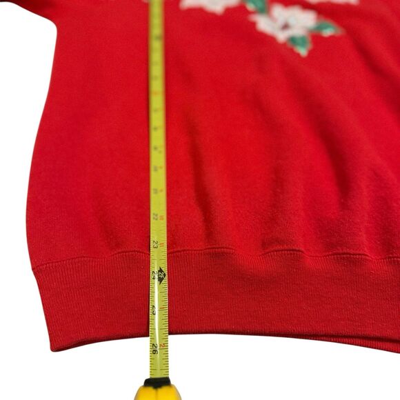Vintage Hanes Large Holiday Poinsettia Design Christmas Grandma Sweatshirt - Picture 10 of 11